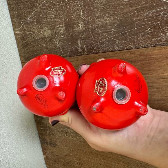 LEGO vintage porcelain red cauldron pot salt‎ and pepper shakers - Picture 3 of 8